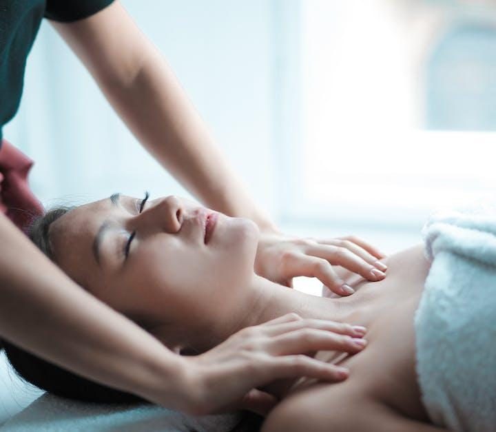 Find afslappende velvære til en fantastisk pris – Massage-deals i Danmark